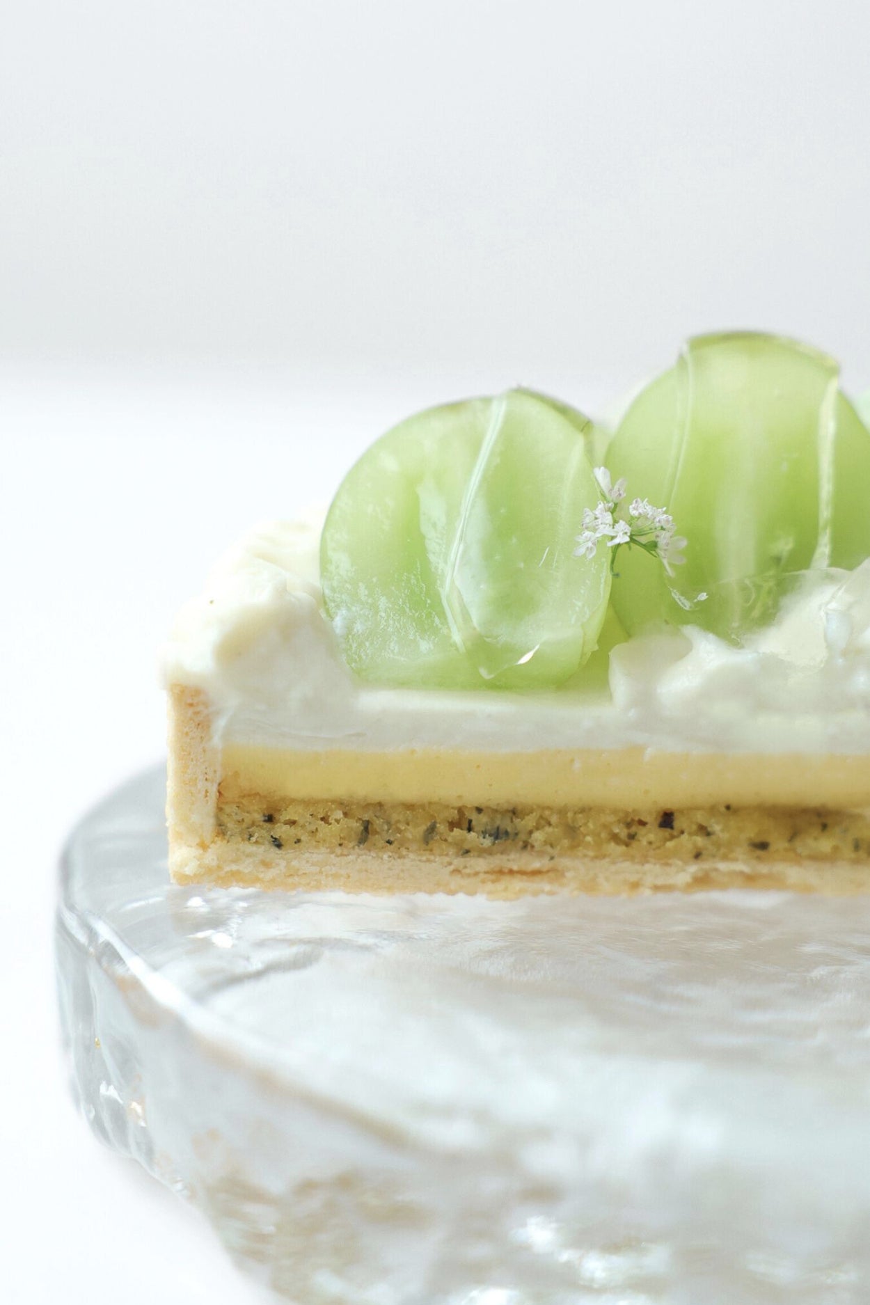 gubi-kwuntongcakeshop-summer-cake-grape-jasmine-tart