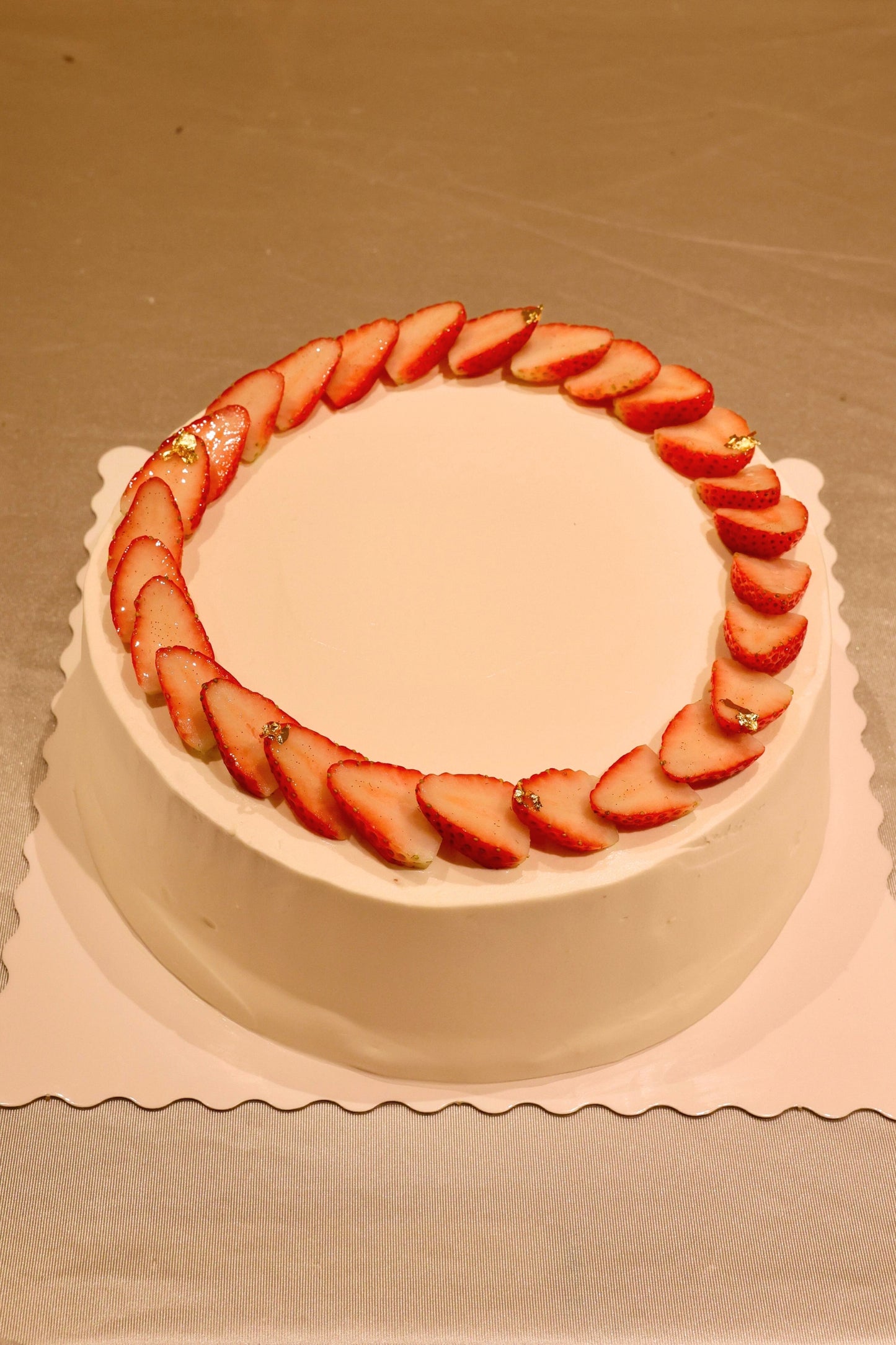 XL Strawberry Cake